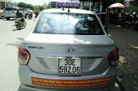 Phía sau cuộc chiến taxi truyền thống với Grab, Uber: Lái xe taxi ồ ạt “nhảy” việc
